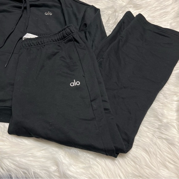Alo Sweat Suit